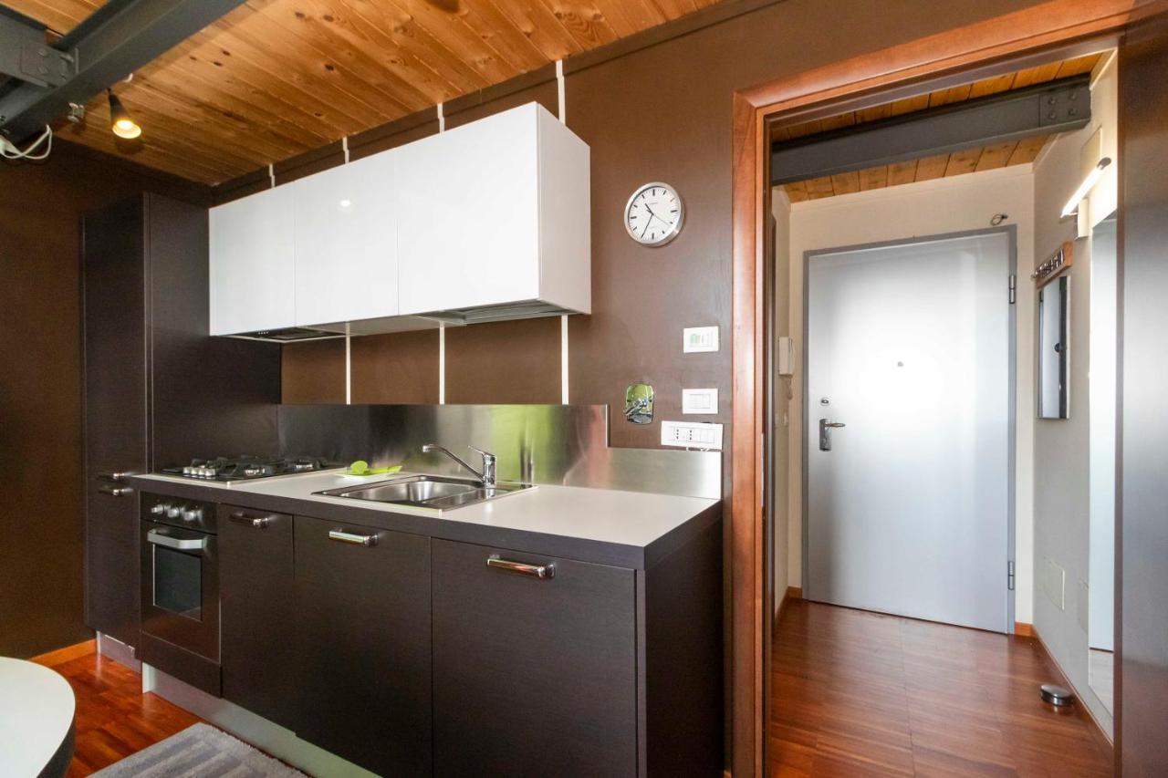 Dora Riverside Modern Apartment With Private Parking Turim Exterior foto