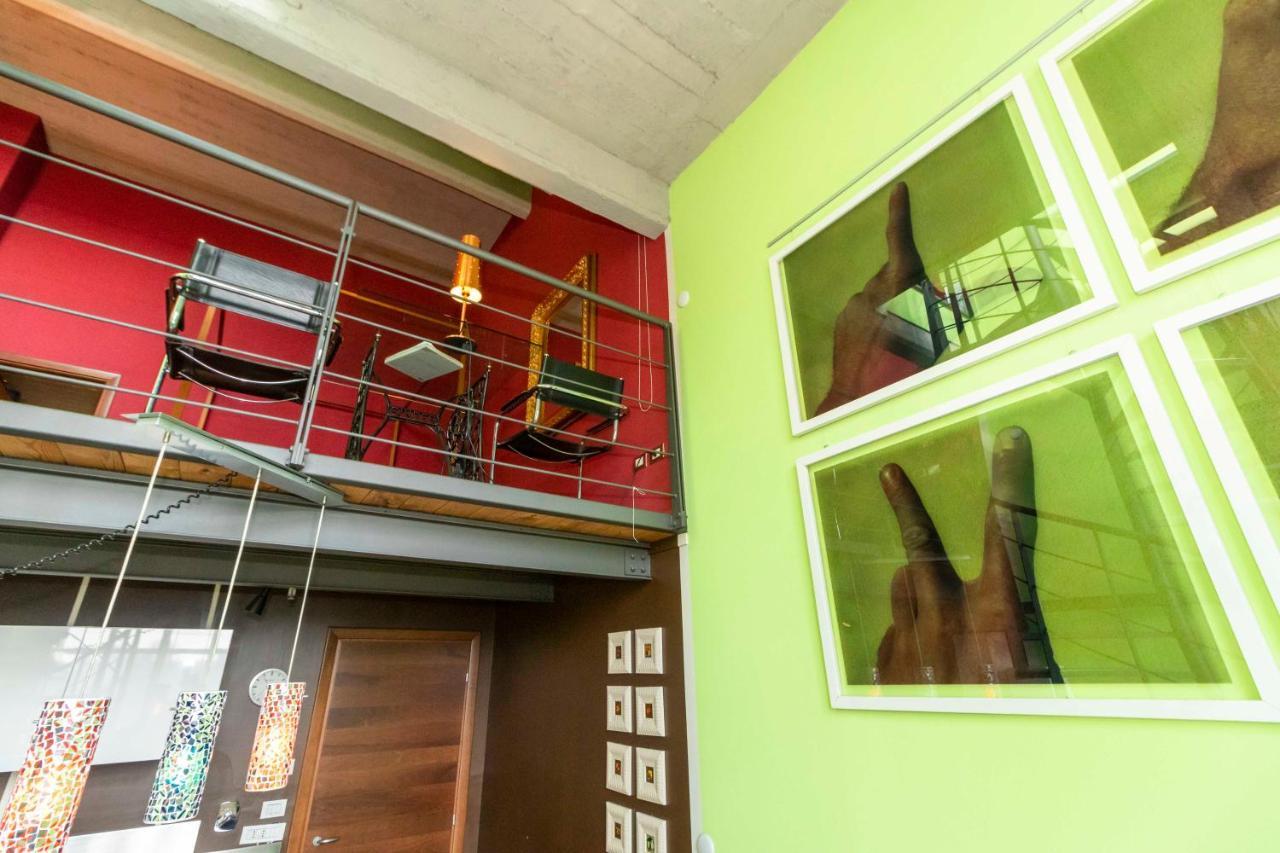 Dora Riverside Modern Apartment With Private Parking Turim Exterior foto