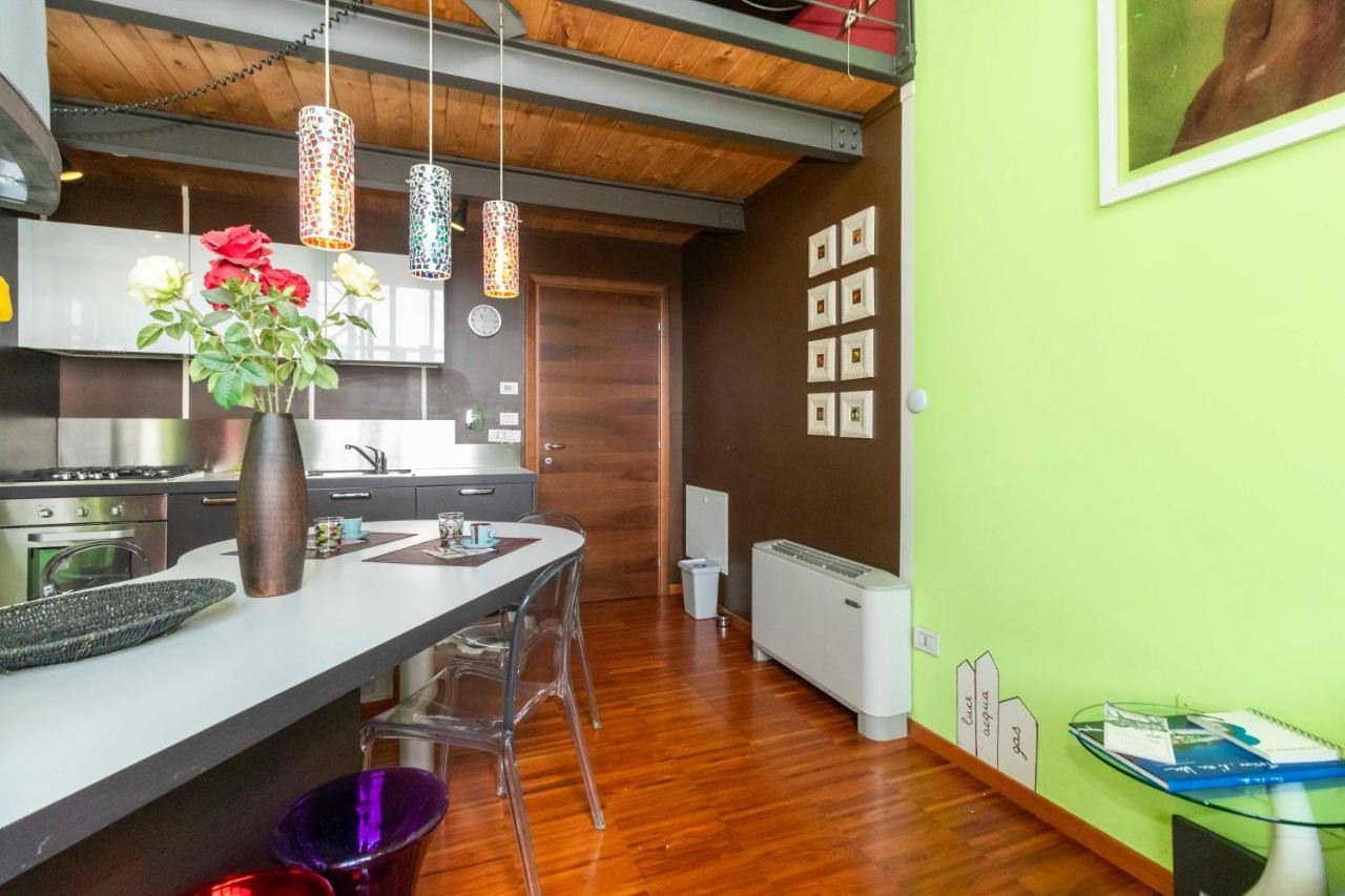 Dora Riverside Modern Apartment With Private Parking Turim Exterior foto